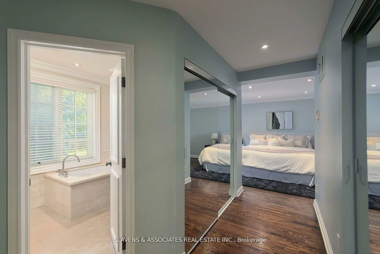 21, Wembley, Forest Hill North, Toronto