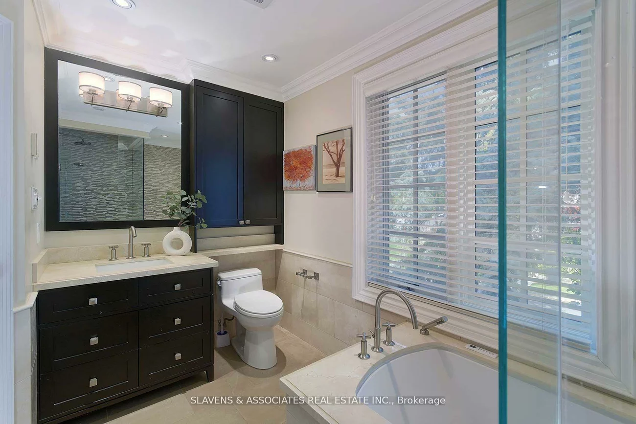 21, Wembley, Forest Hill North, Toronto