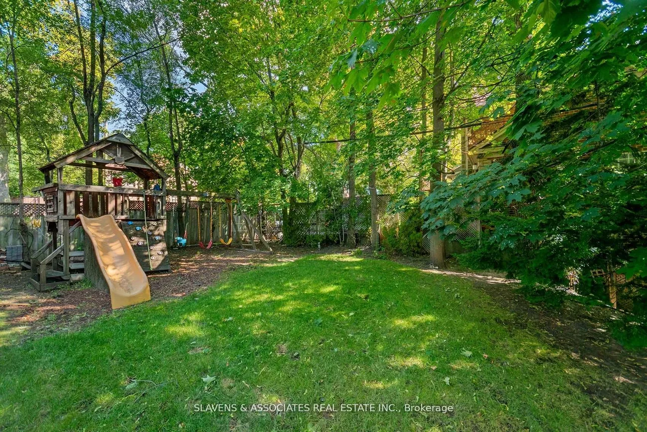 21, Wembley, Forest Hill North, Toronto