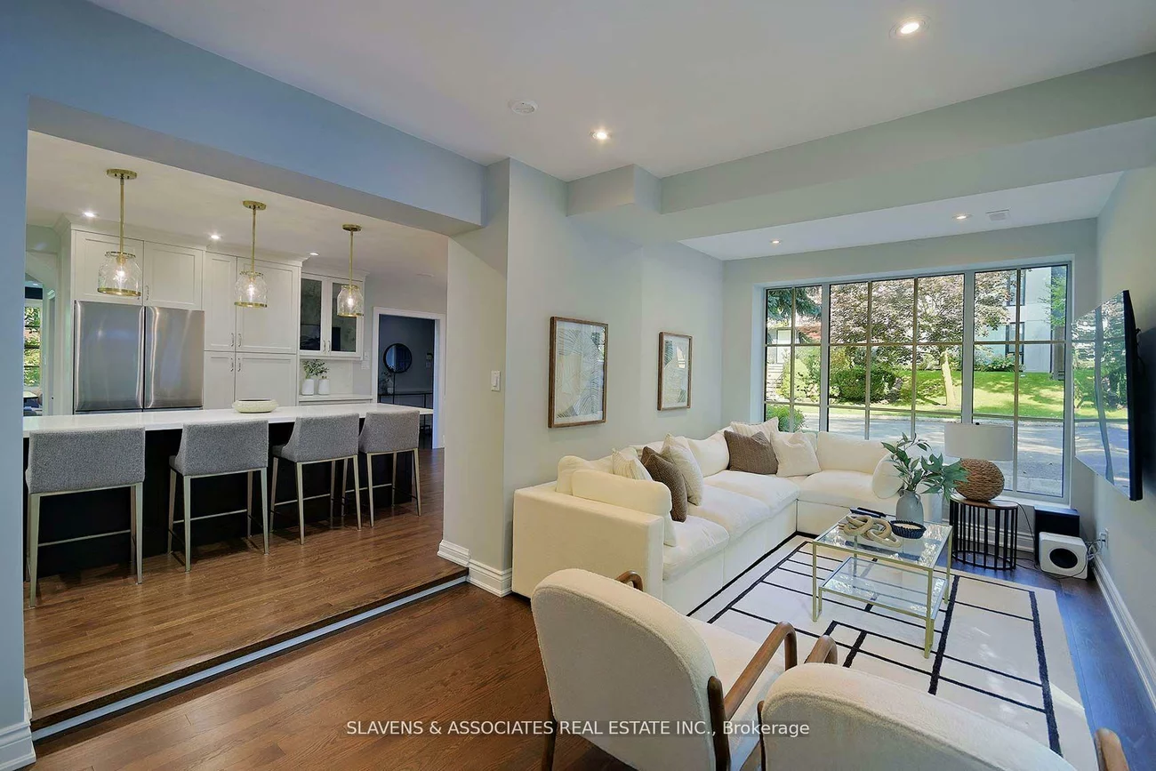 21, Wembley, Forest Hill North, Toronto