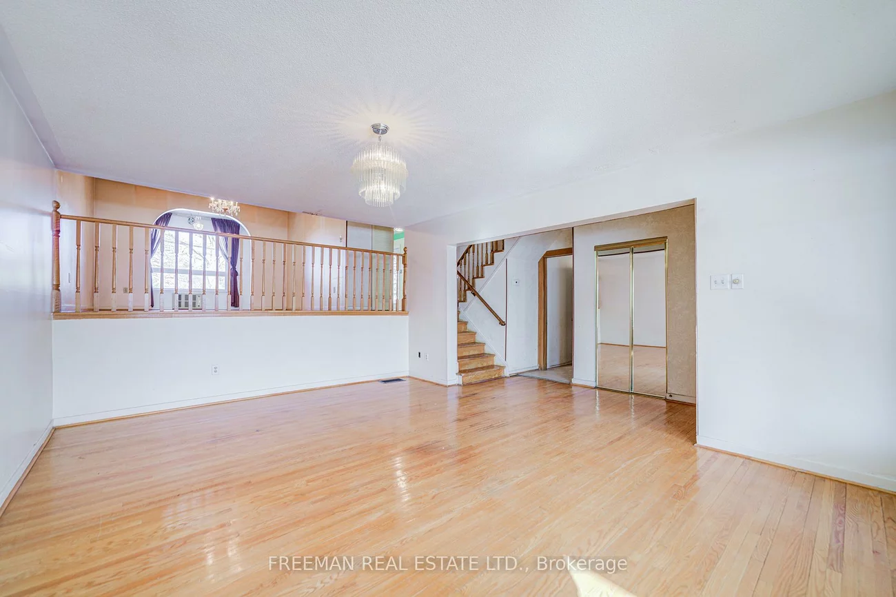 176, Cassandra, Parkwoods-Donalda, Toronto