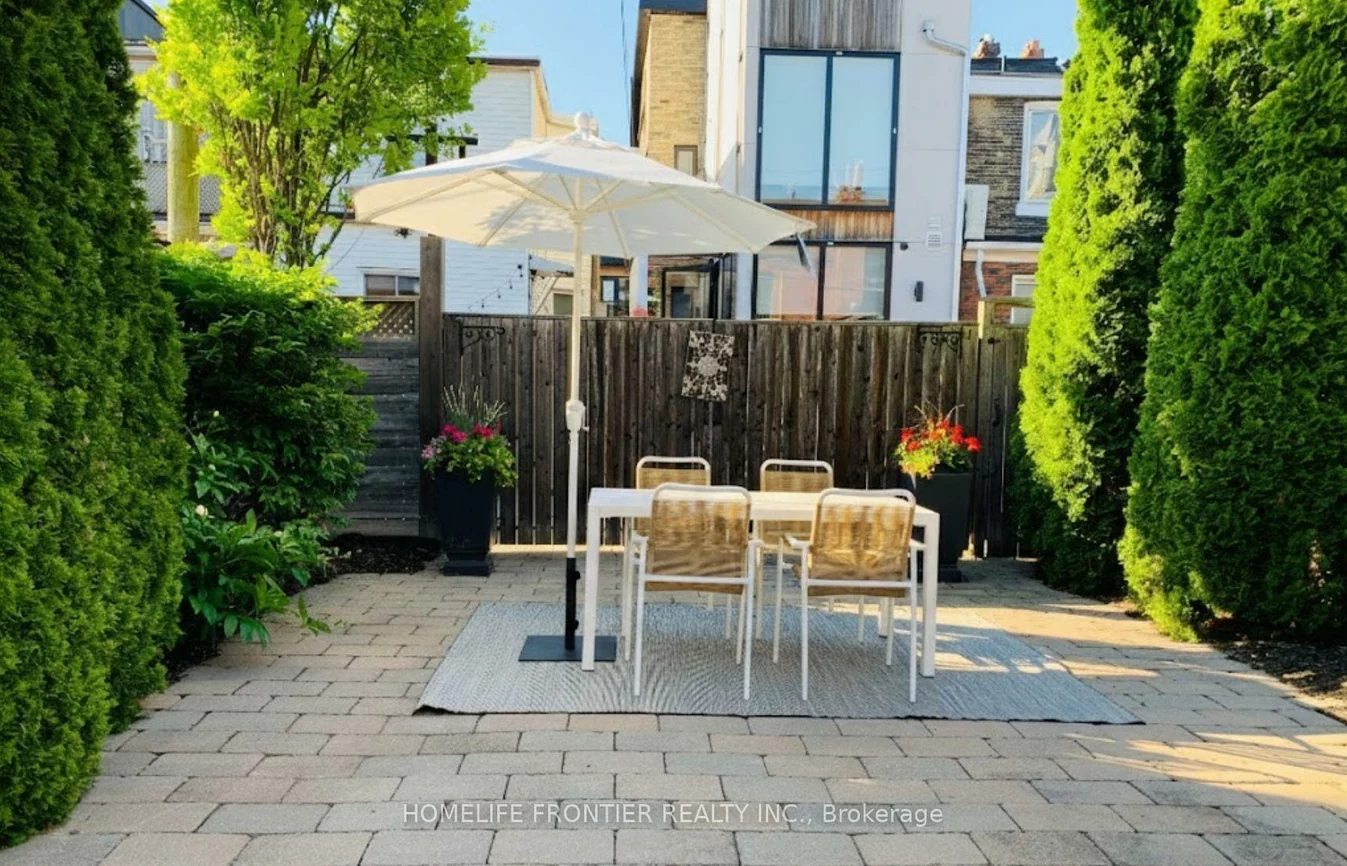 38, Henderson, Trinity-Bellwoods, Toronto