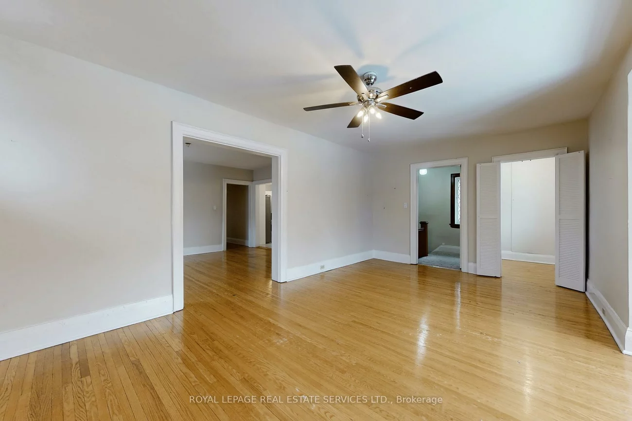 89, Oriole, Yonge-St. Clair, Toronto