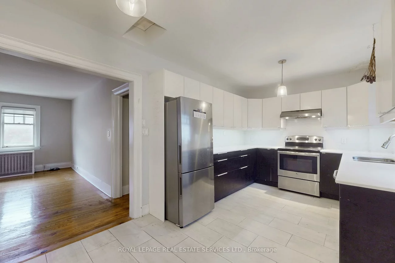 89, Oriole, Yonge-St. Clair, Toronto