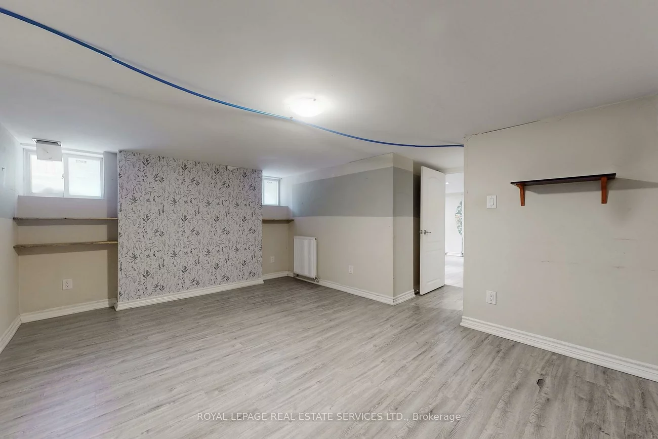 89, Oriole, Yonge-St. Clair, Toronto