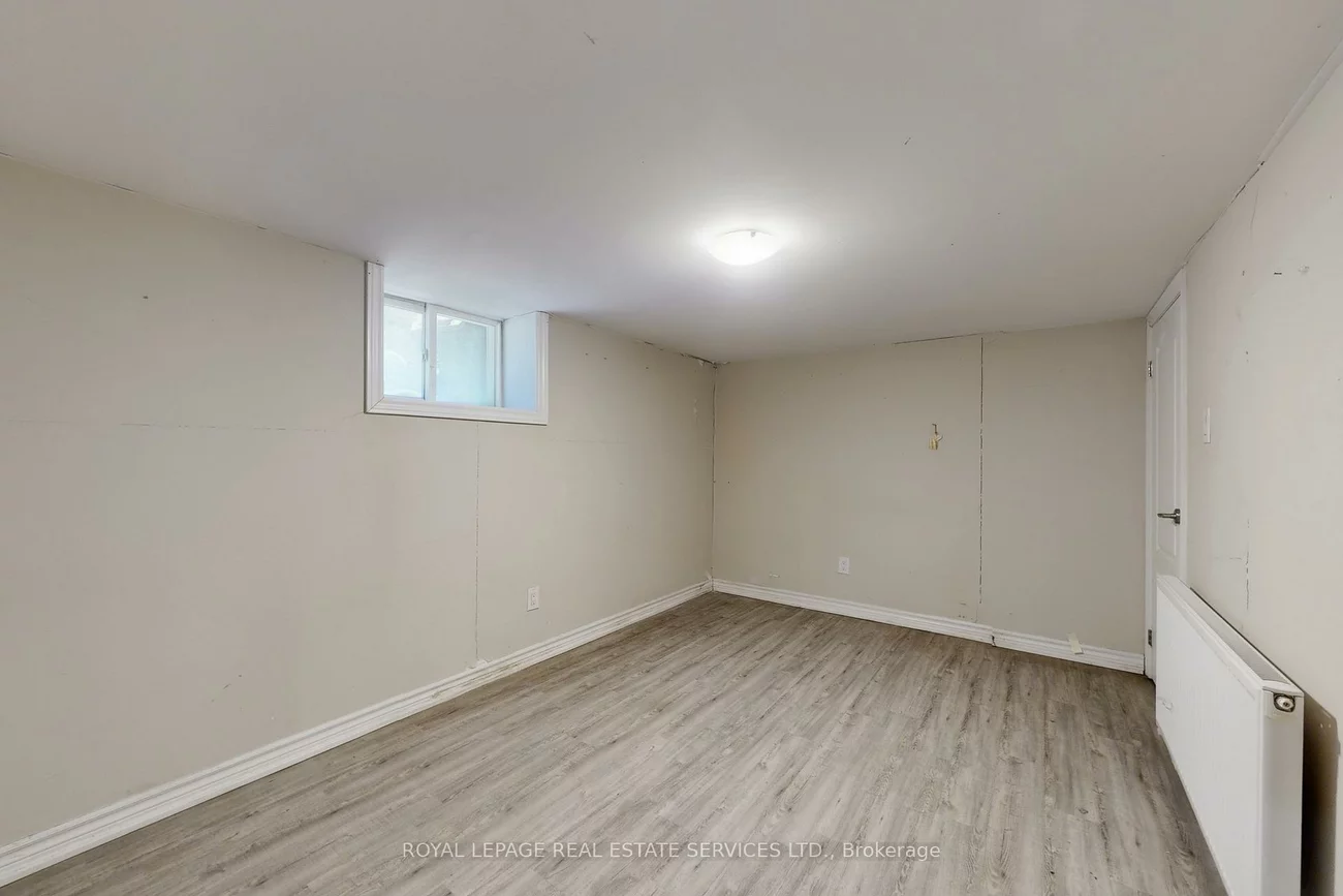 89, Oriole, Yonge-St. Clair, Toronto