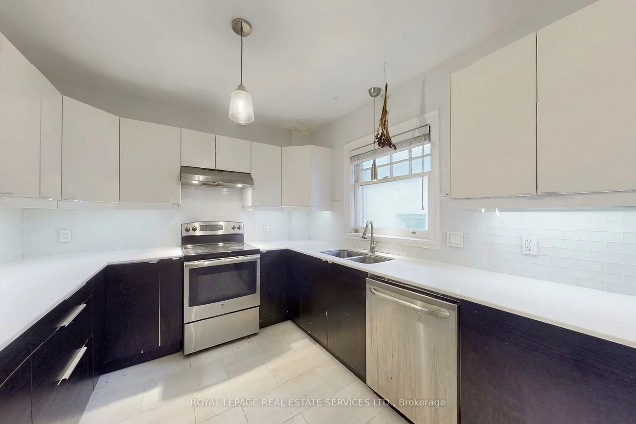 89, Oriole, Yonge-St. Clair, Toronto