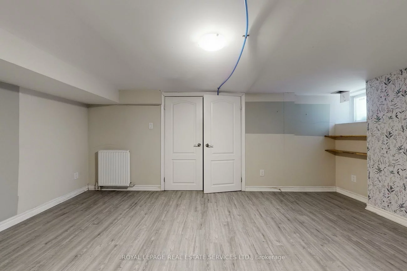 89, Oriole, Yonge-St. Clair, Toronto