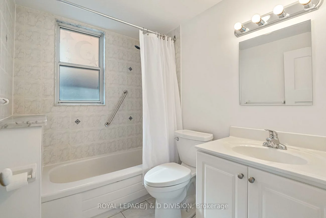 174, Arlington, Oakwood Village, Toronto