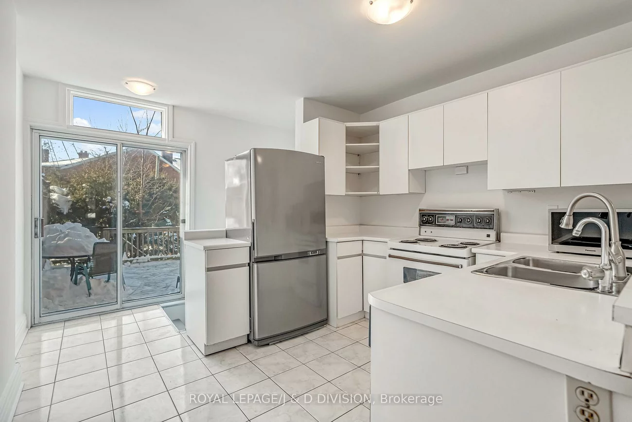 174, Arlington, Oakwood Village, Toronto