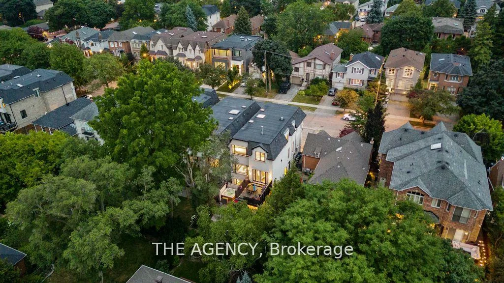 52, Carmichael, Bedford Park-Nortown, Toronto