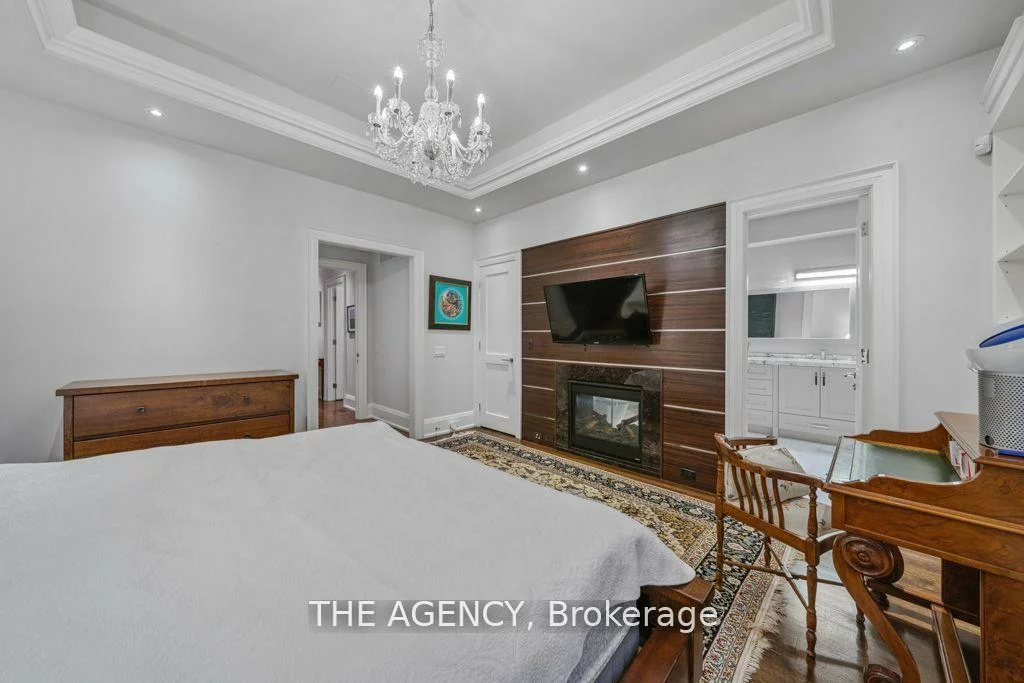 52, Carmichael, Bedford Park-Nortown, Toronto