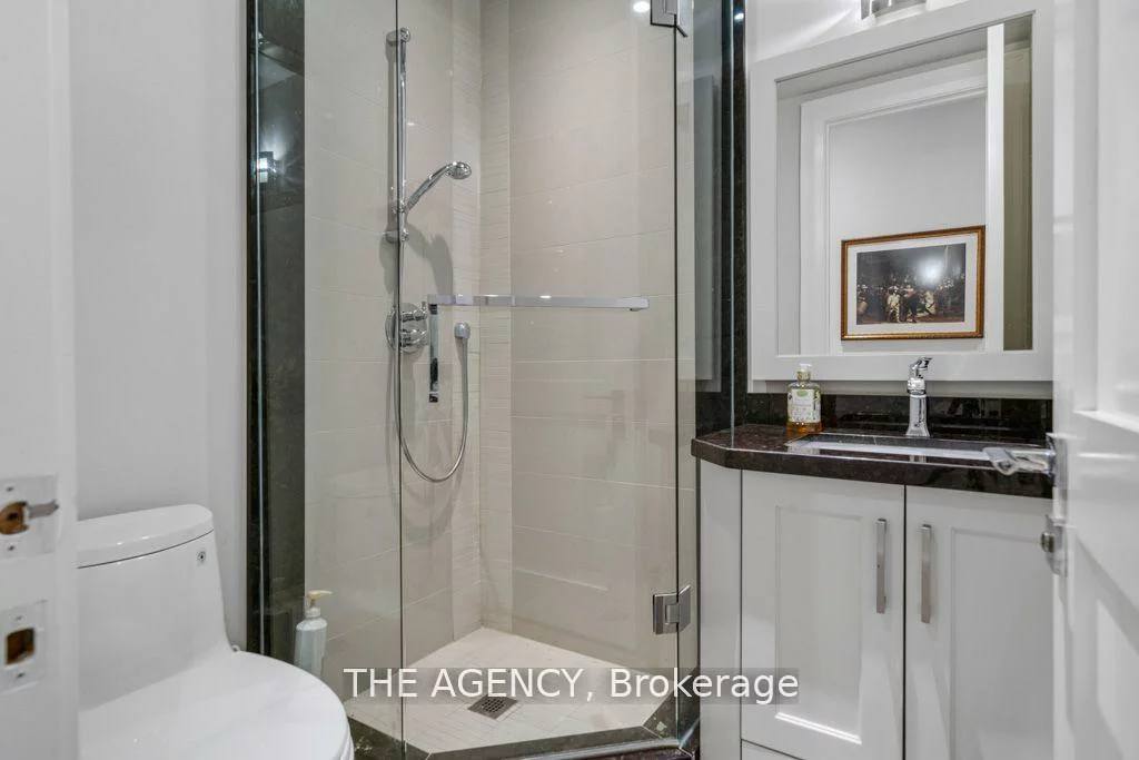 52, Carmichael, Bedford Park-Nortown, Toronto