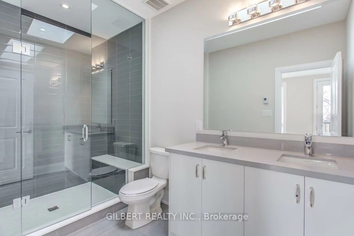 35B, Marquette, Englemount-Lawrence, Toronto