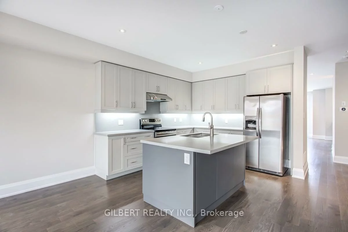35B, Marquette, Englemount-Lawrence, Toronto