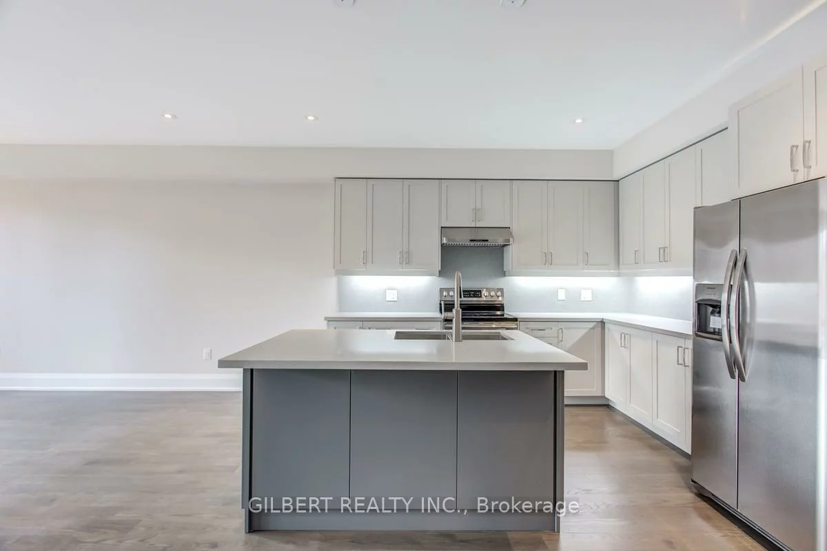 35B, Marquette, Englemount-Lawrence, Toronto
