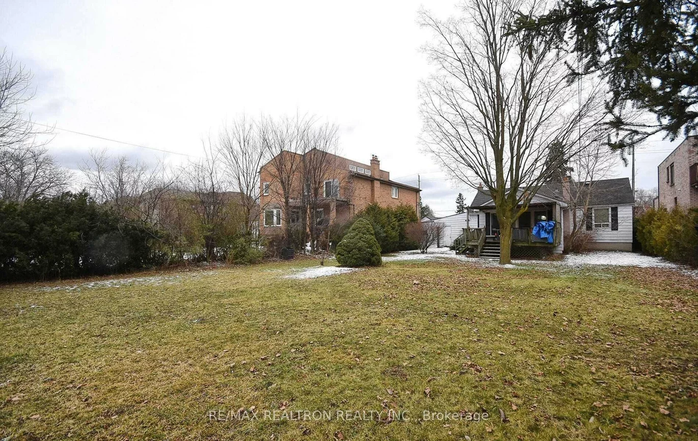 382, Drewry, Newtonbrook West, Toronto