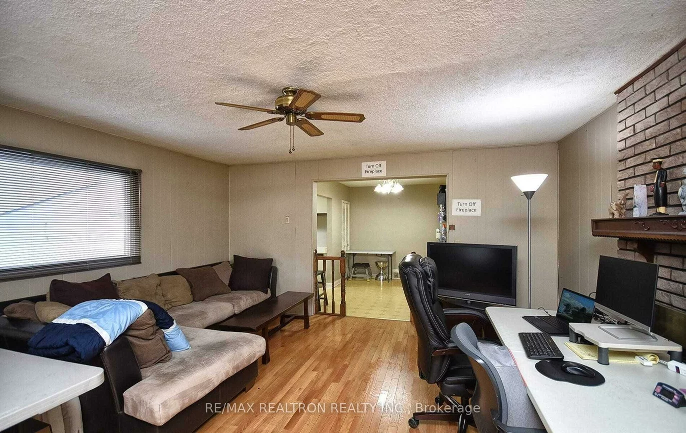 382, Drewry, Newtonbrook West, Toronto