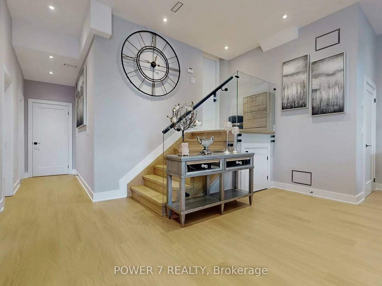 34, Dresden, Clanton Park, Toronto