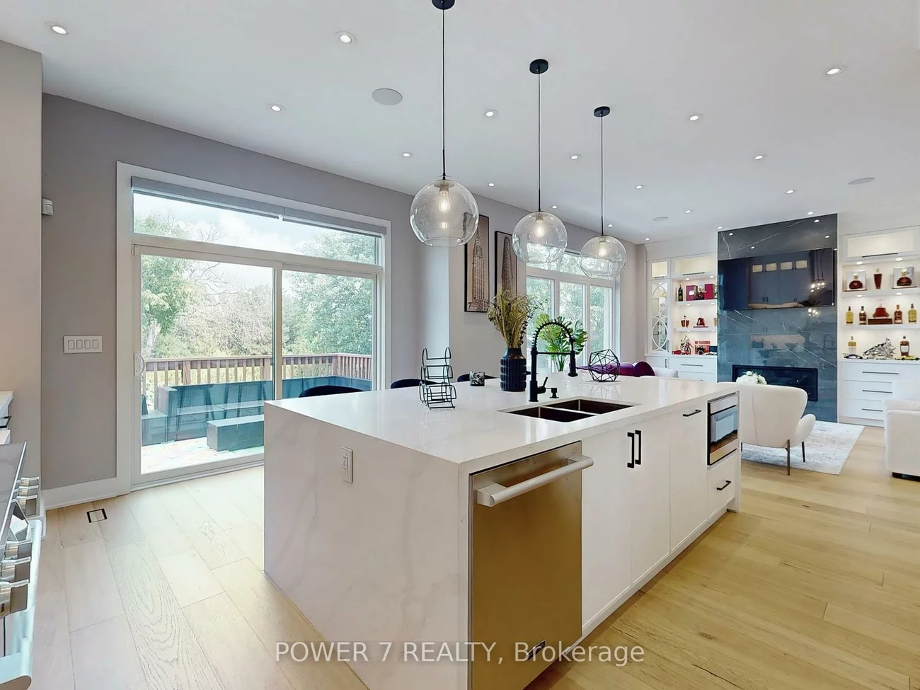 34, Dresden, Clanton Park, Toronto