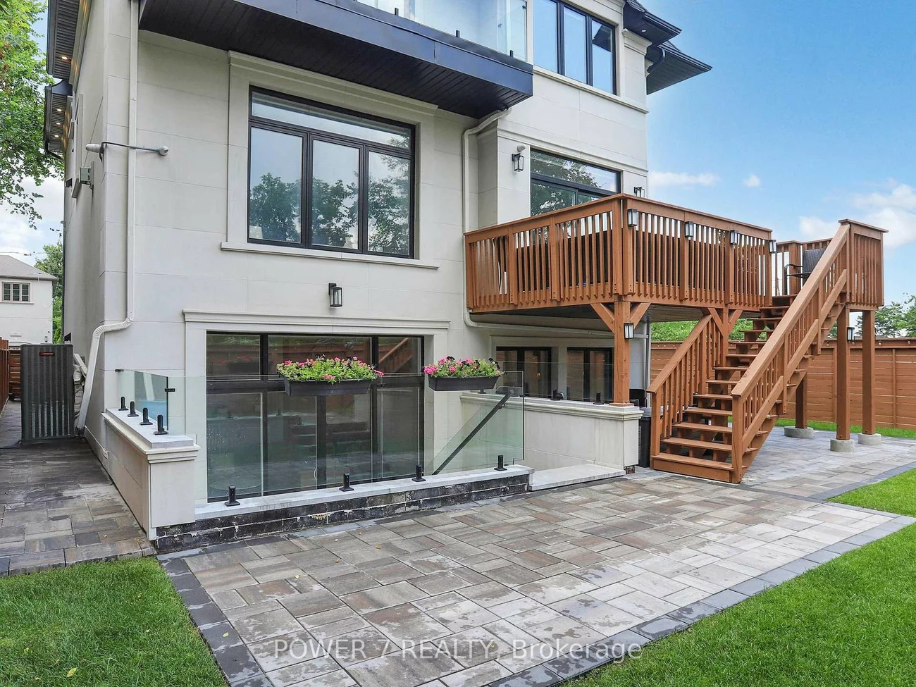 34, Dresden, Clanton Park, Toronto