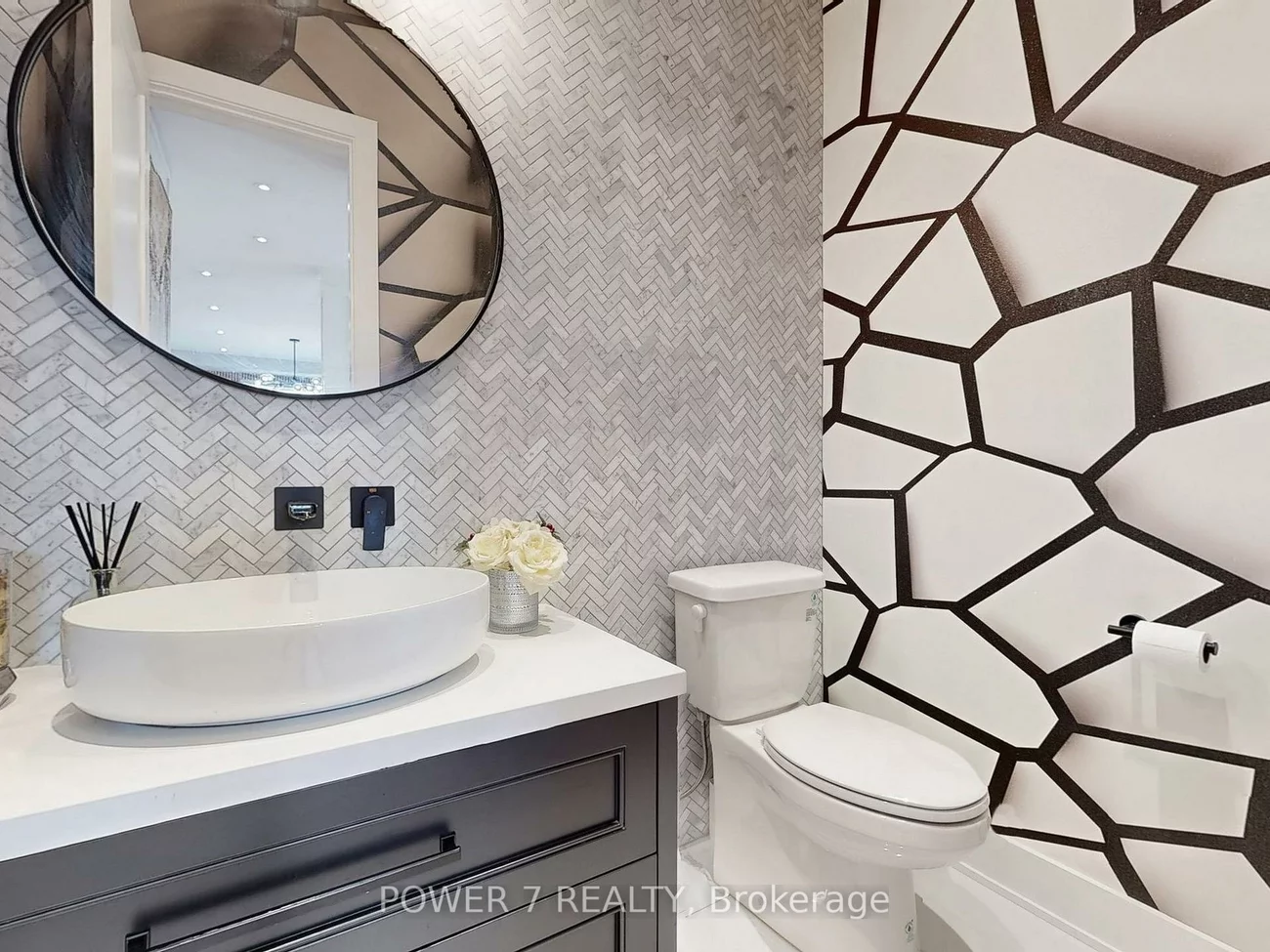 34, Dresden, Clanton Park, Toronto