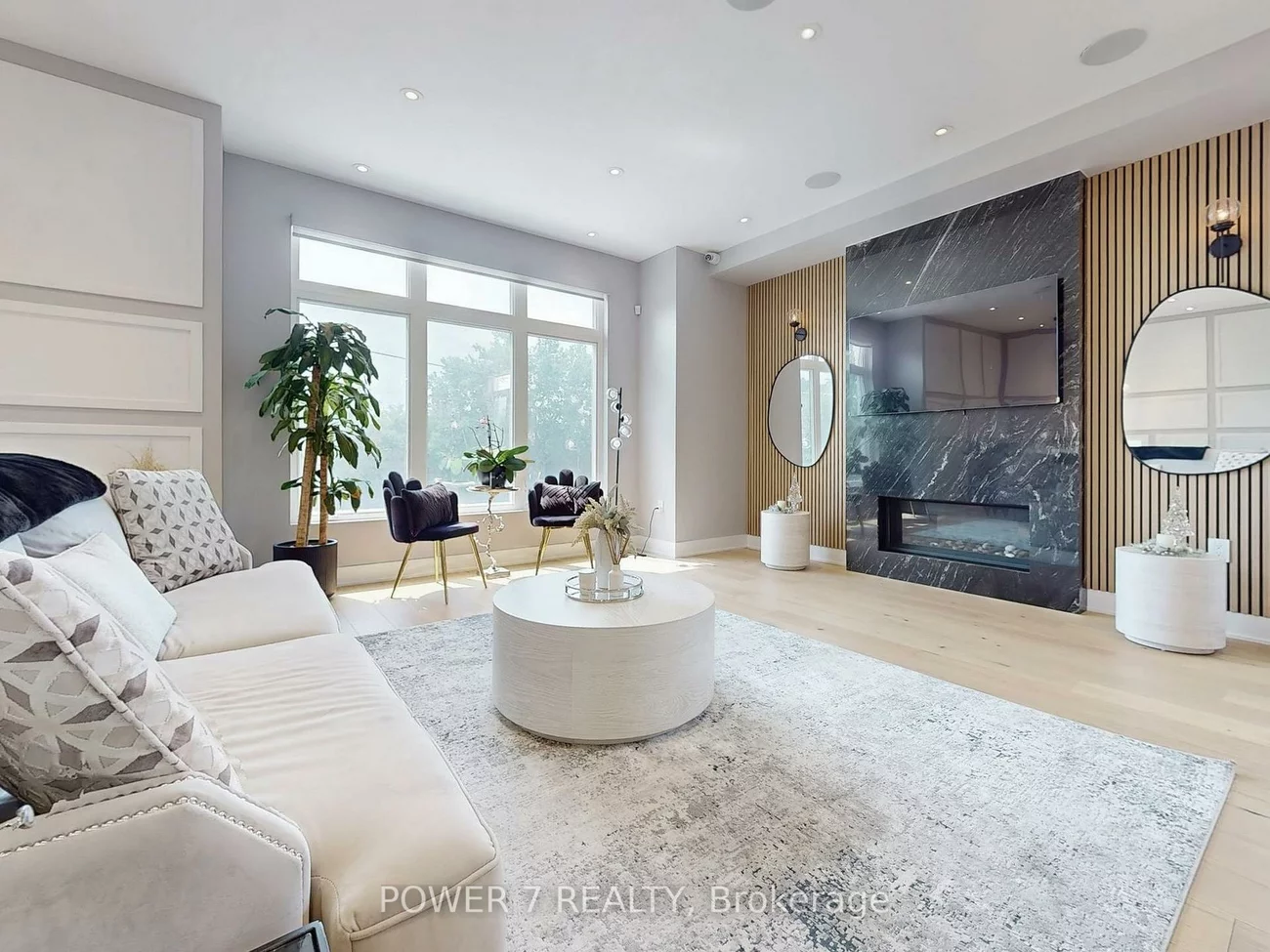 34, Dresden, Clanton Park, Toronto