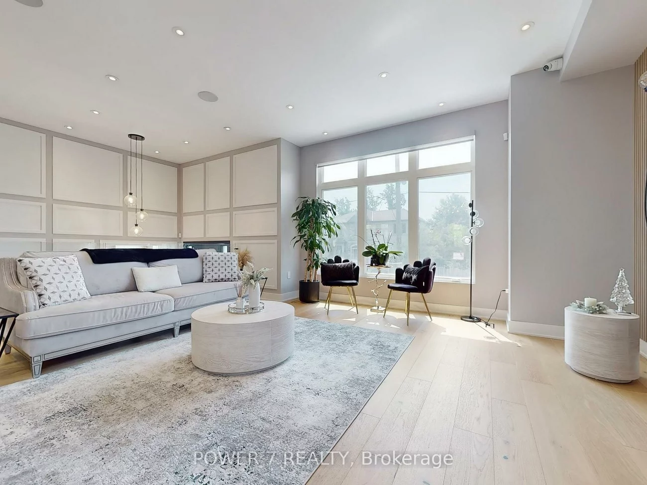 34, Dresden, Clanton Park, Toronto