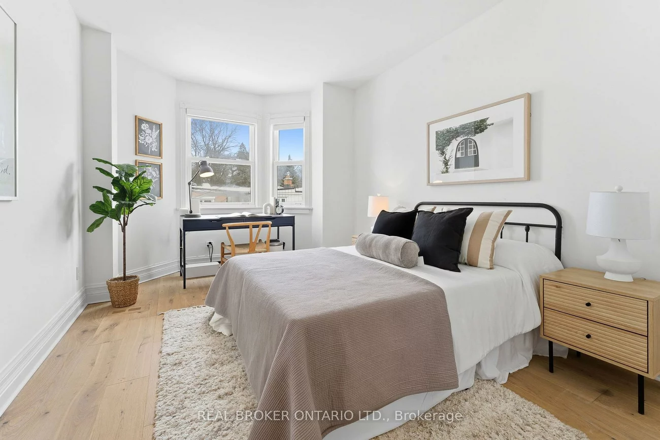 360, Wellesley, Cabbagetown-South St. James Town, Toronto