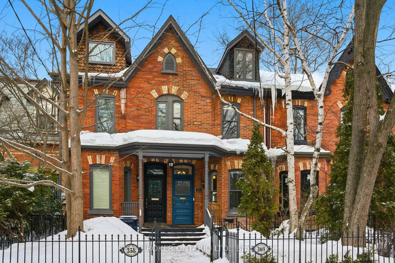 360, Wellesley, Cabbagetown-South St. James Town, Toronto