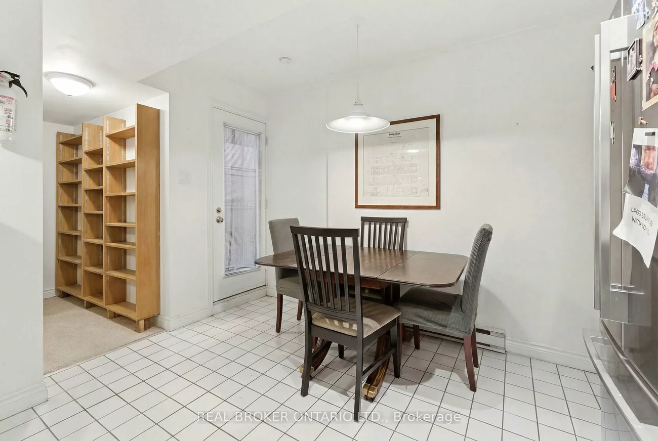 360, Wellesley, Cabbagetown-South St. James Town, Toronto