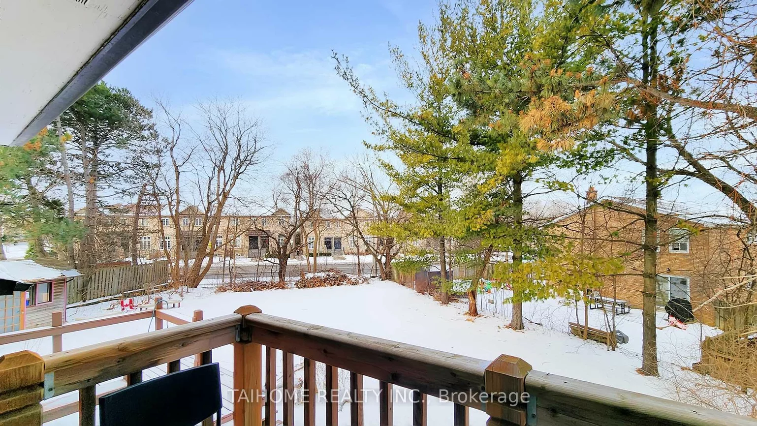 10, Centurion, Bayview Woods-Steeles, Toronto