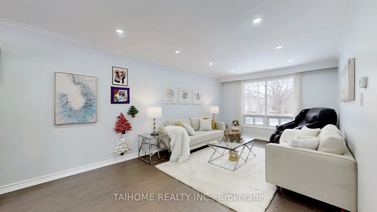 10, Centurion, Bayview Woods-Steeles, Toronto