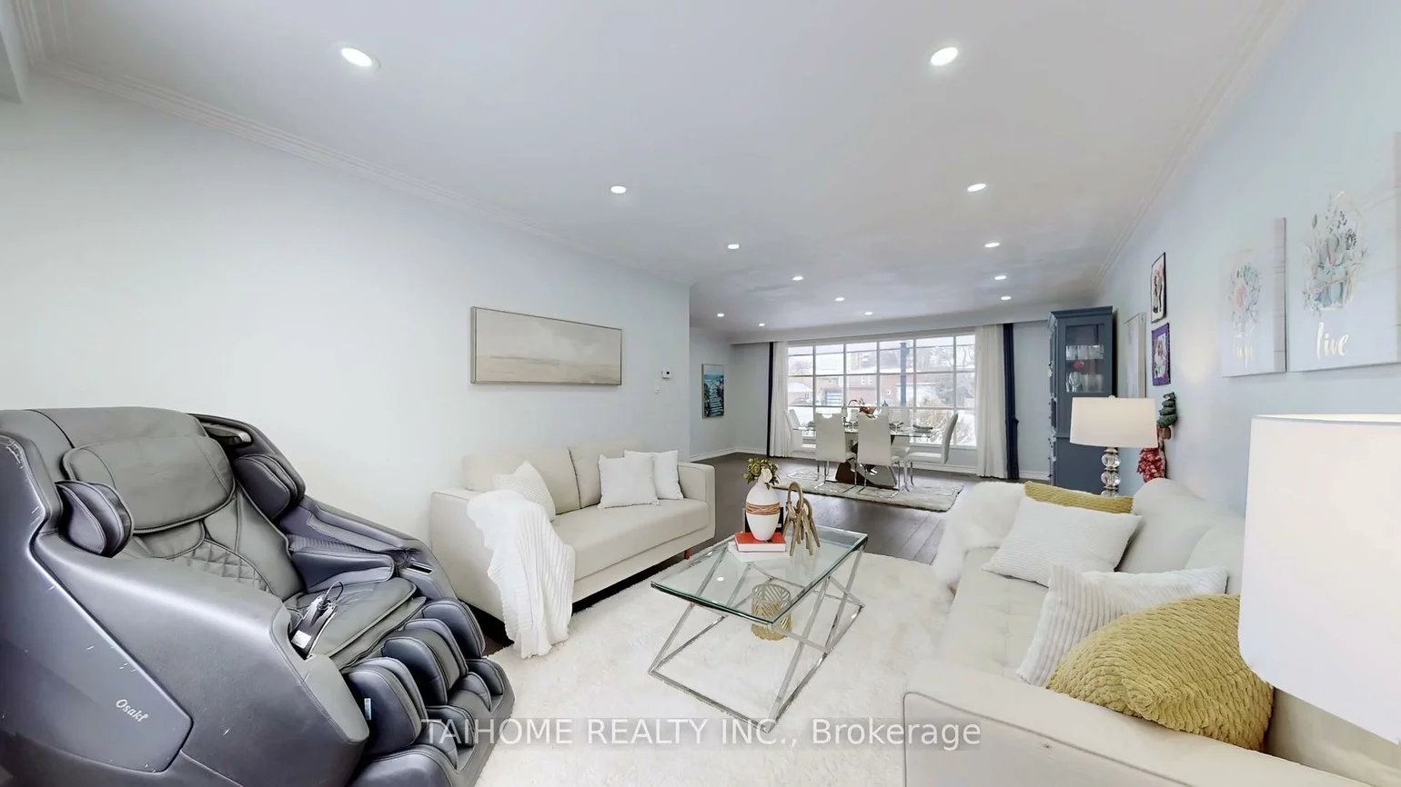 10, Centurion, Bayview Woods-Steeles, Toronto