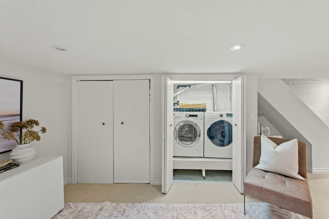 20, Roslin, Lawrence Park North, Toronto