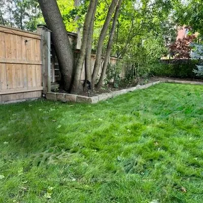 20, Roslin, Lawrence Park North, Toronto