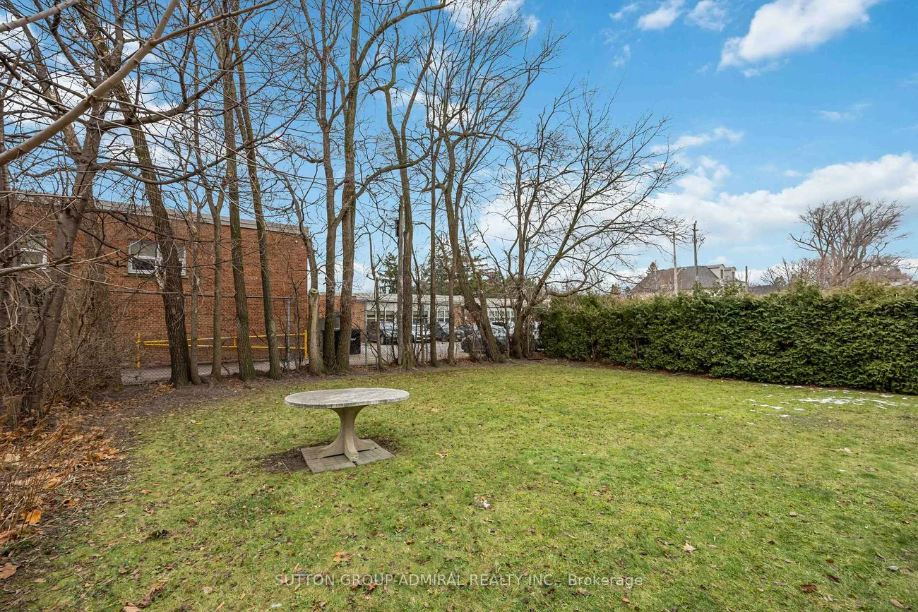 31, Dell Park, Englemount-Lawrence, Toronto