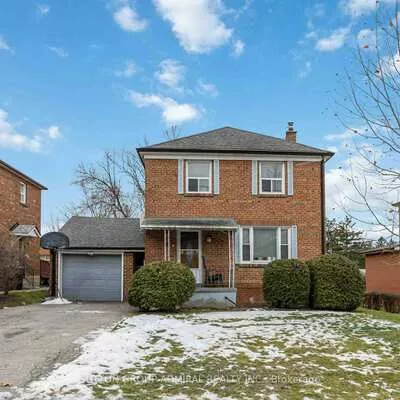 31, Dell Park, Englemount-Lawrence, Toronto