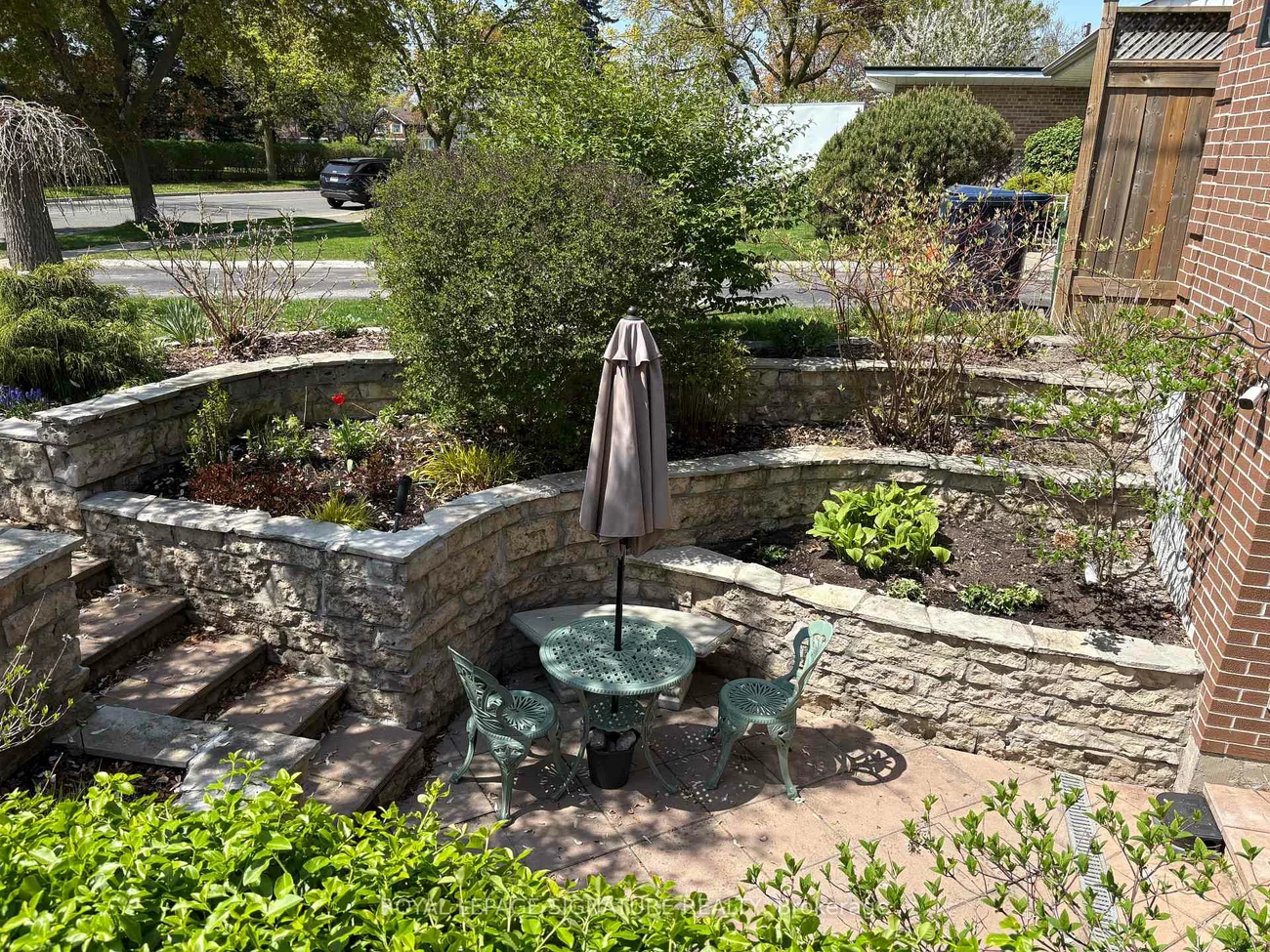 185, Sloane, Victoria Village, Toronto