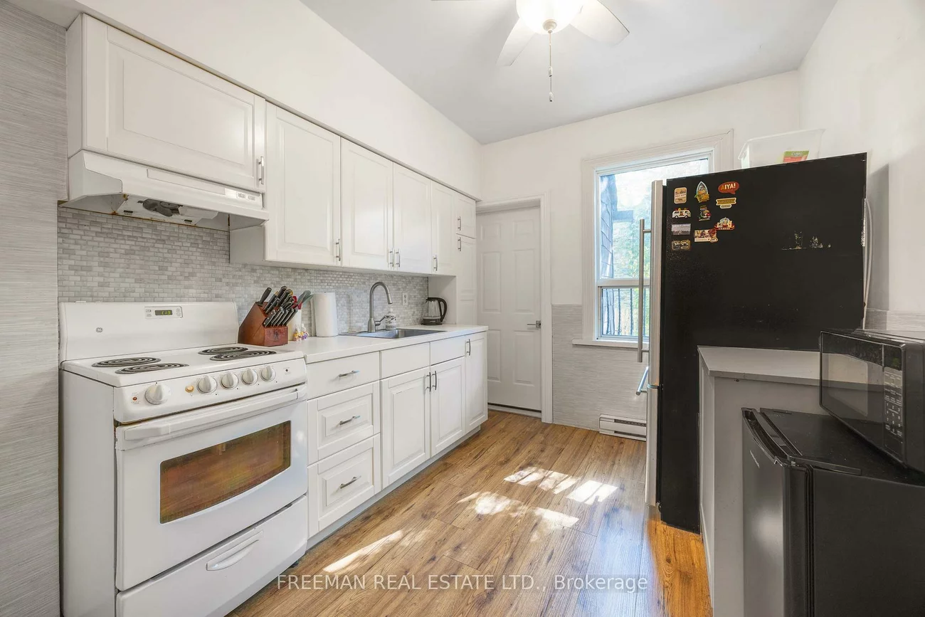 21, London, Annex, Toronto