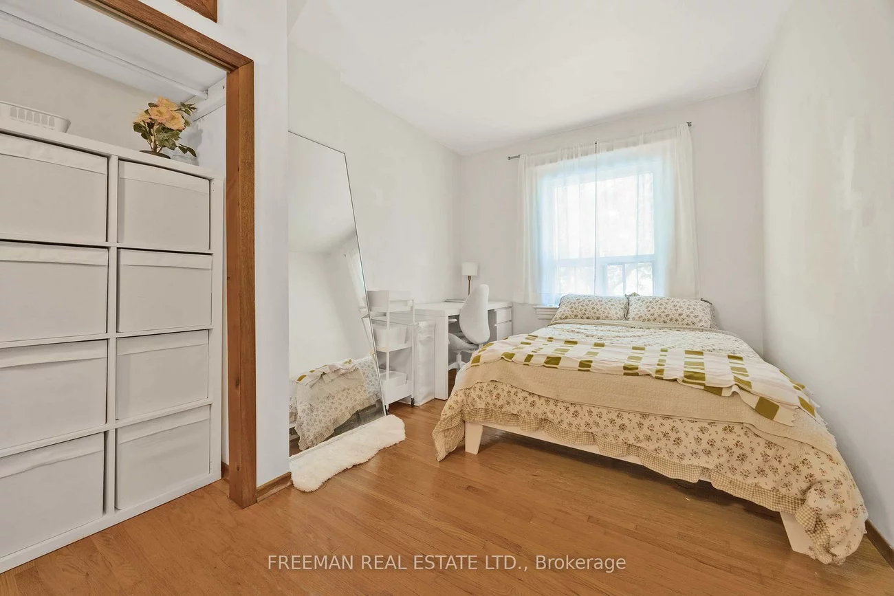 21, London, Annex, Toronto