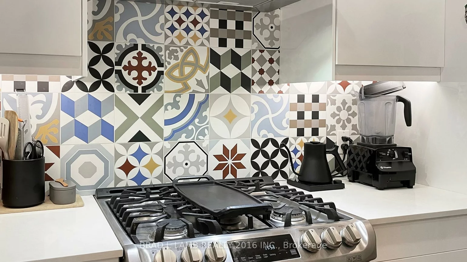 1558, A Davenport, Wychwood, Toronto