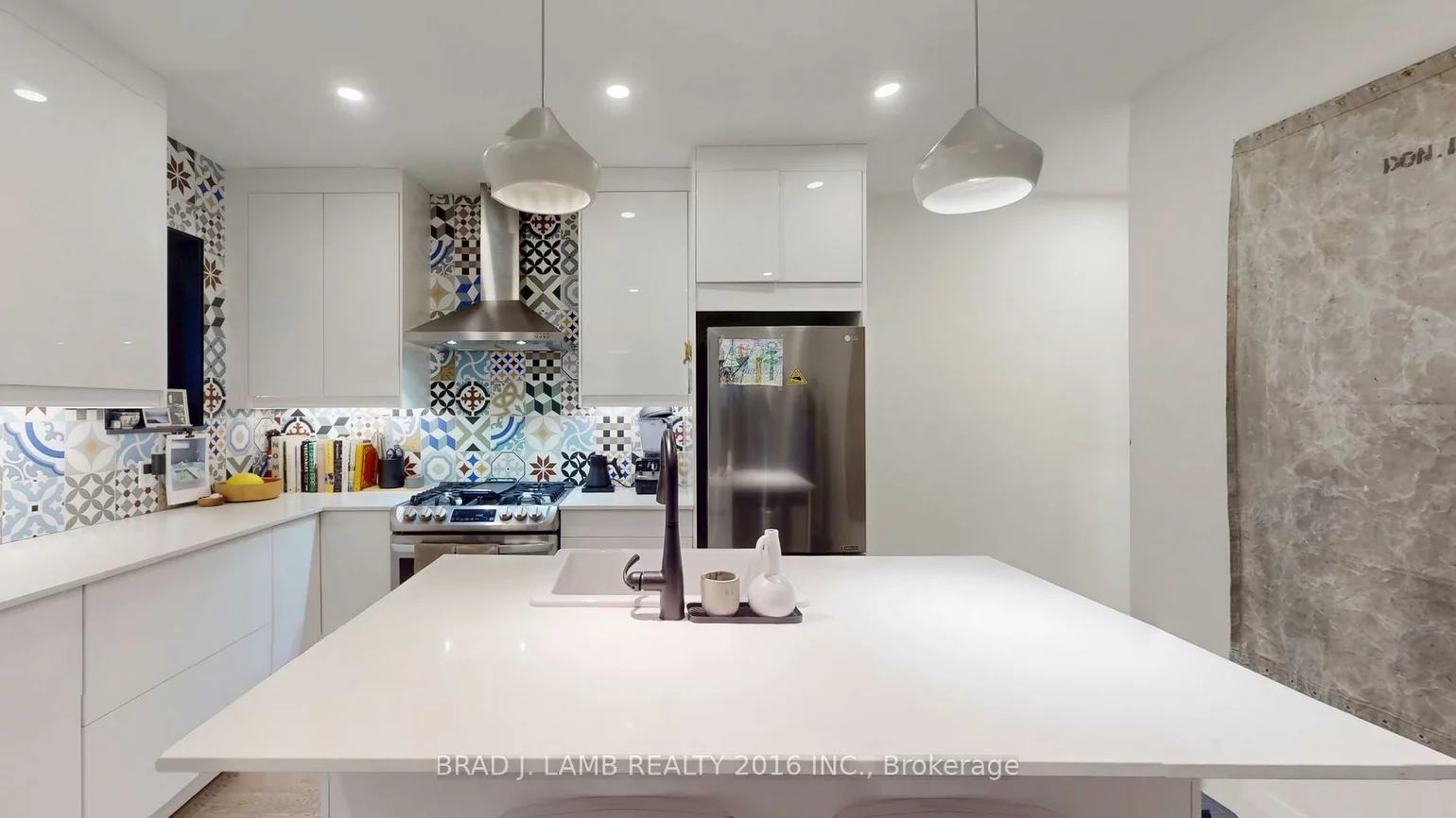 1558, A Davenport, Wychwood, Toronto