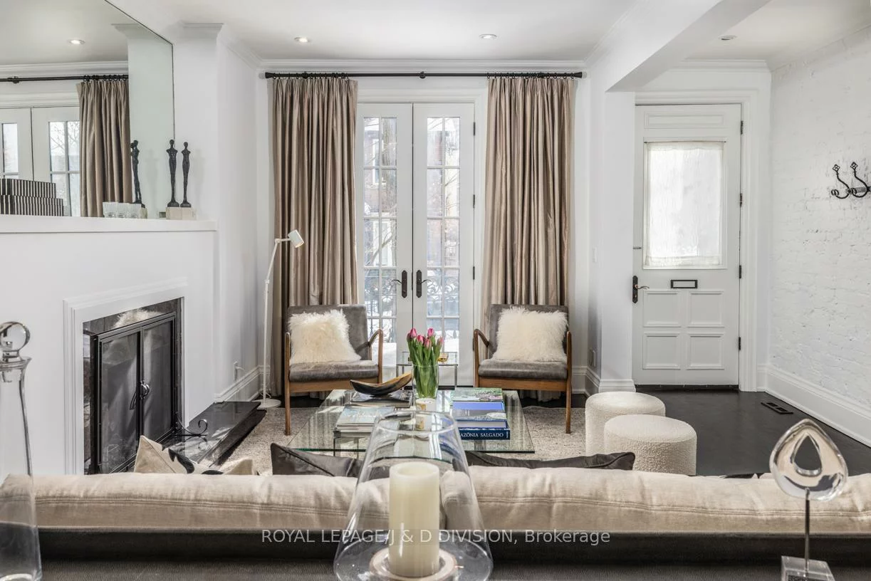 36, Gibson, Rosedale-Moore Park, Toronto