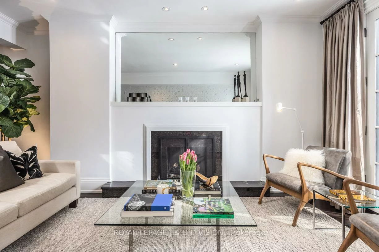 36, Gibson, Rosedale-Moore Park, Toronto