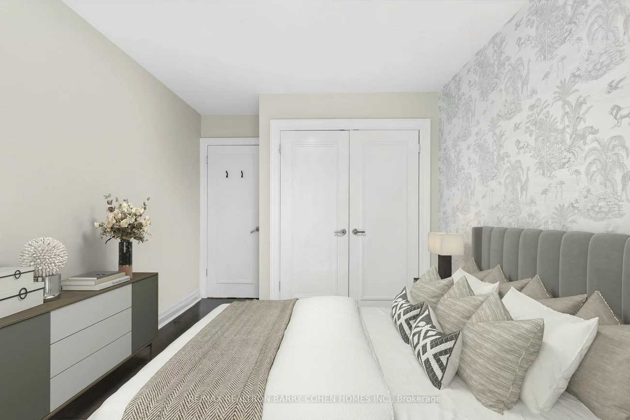 141, Latimer, Lawrence Park South, Toronto