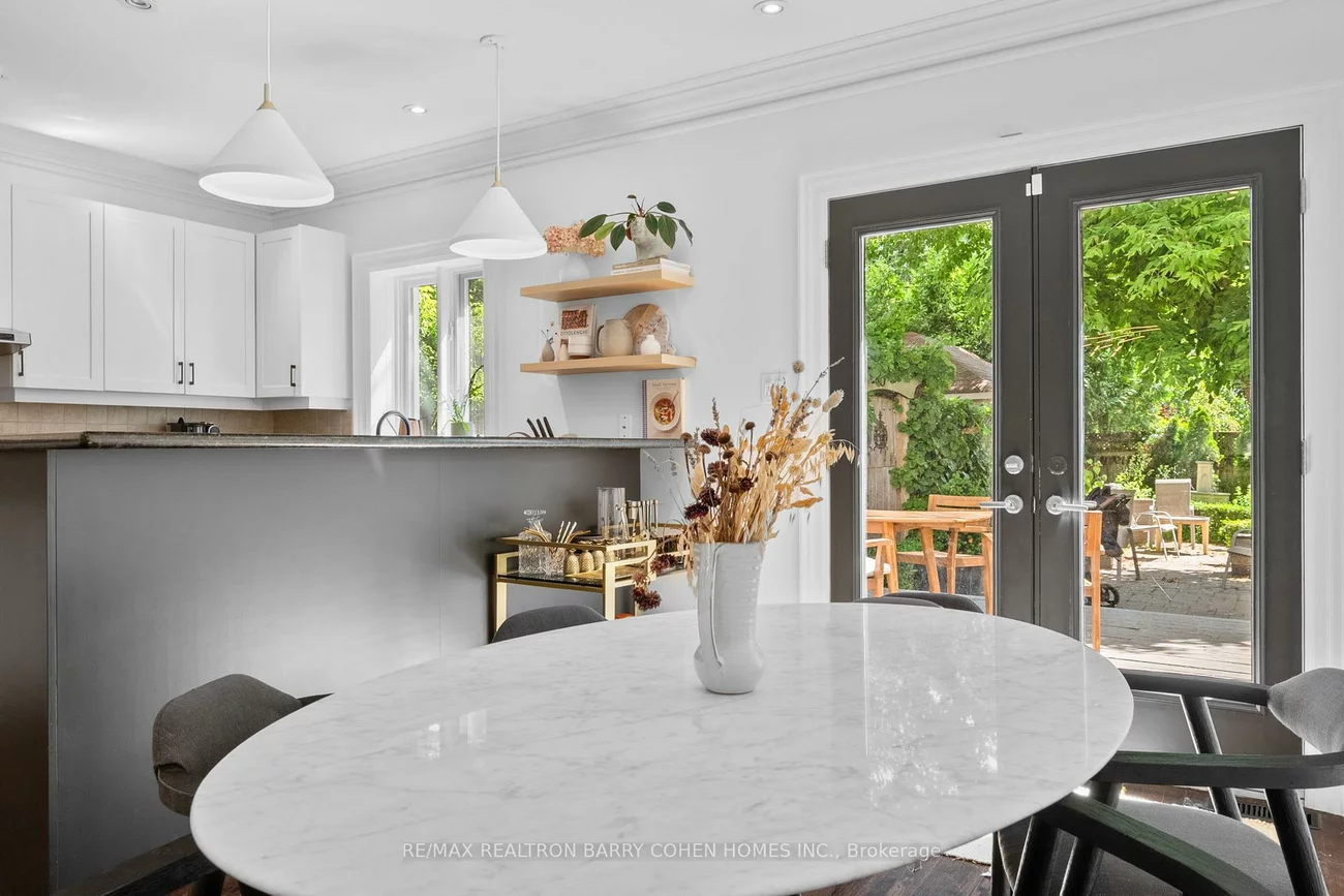 141, Latimer, Lawrence Park South, Toronto