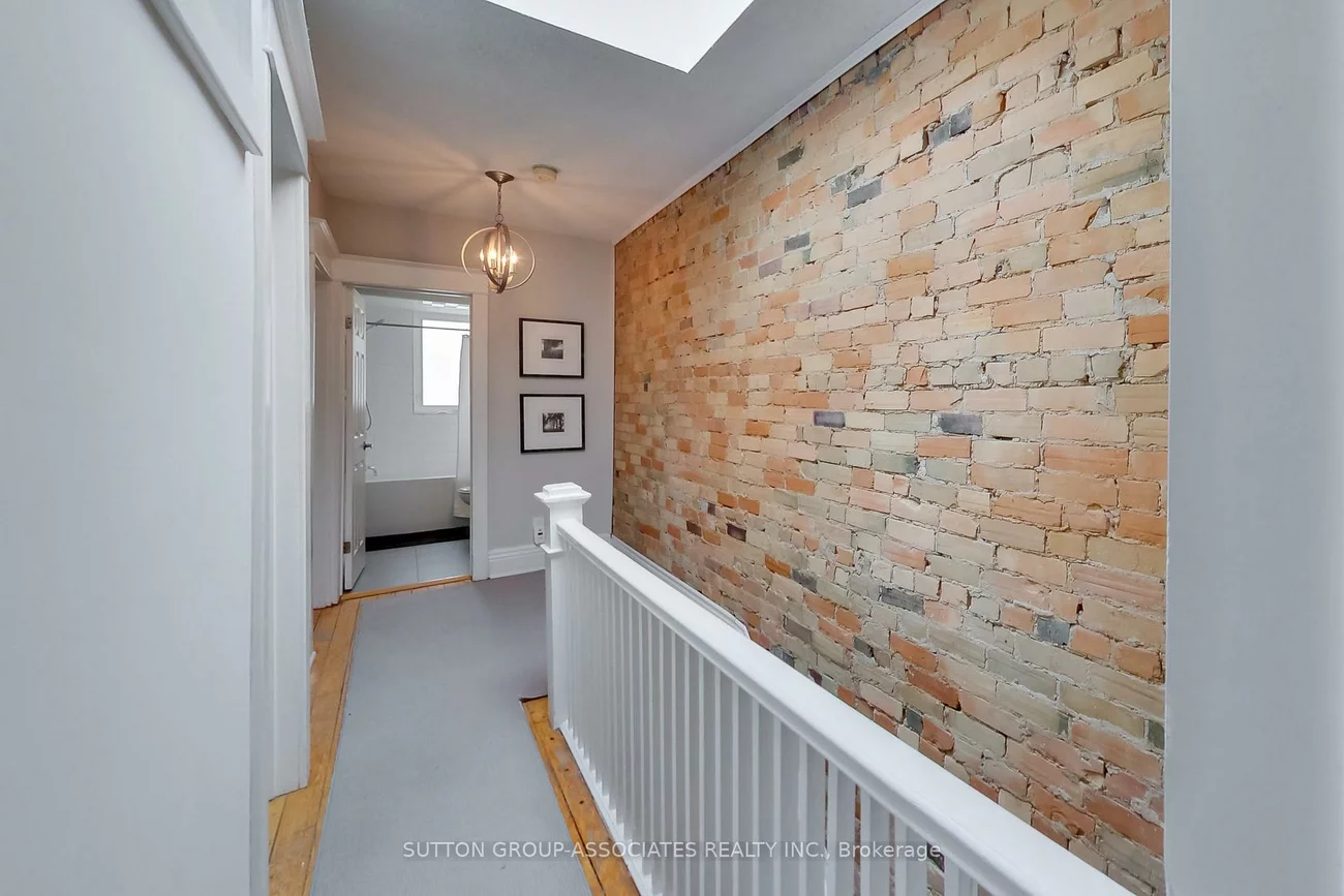 75, Arlington, Wychwood, Toronto