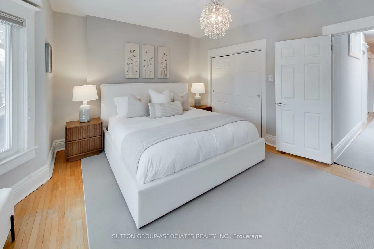 75, Arlington, Wychwood, Toronto