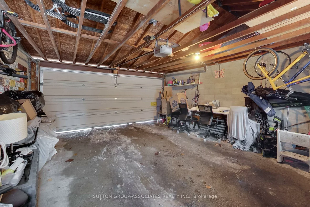 75, Arlington, Wychwood, Toronto